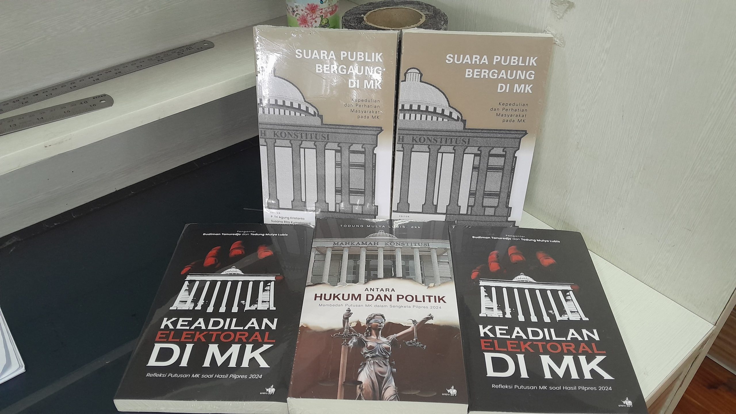 Hibah Buku – 20 Februari 2025